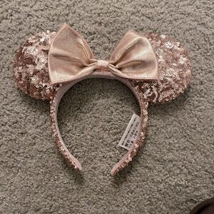 Disney Parks Rose Gold Mose Ears